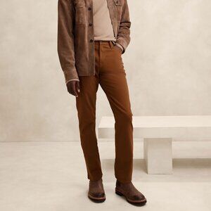 Men's Slim Fit Traveler Chino